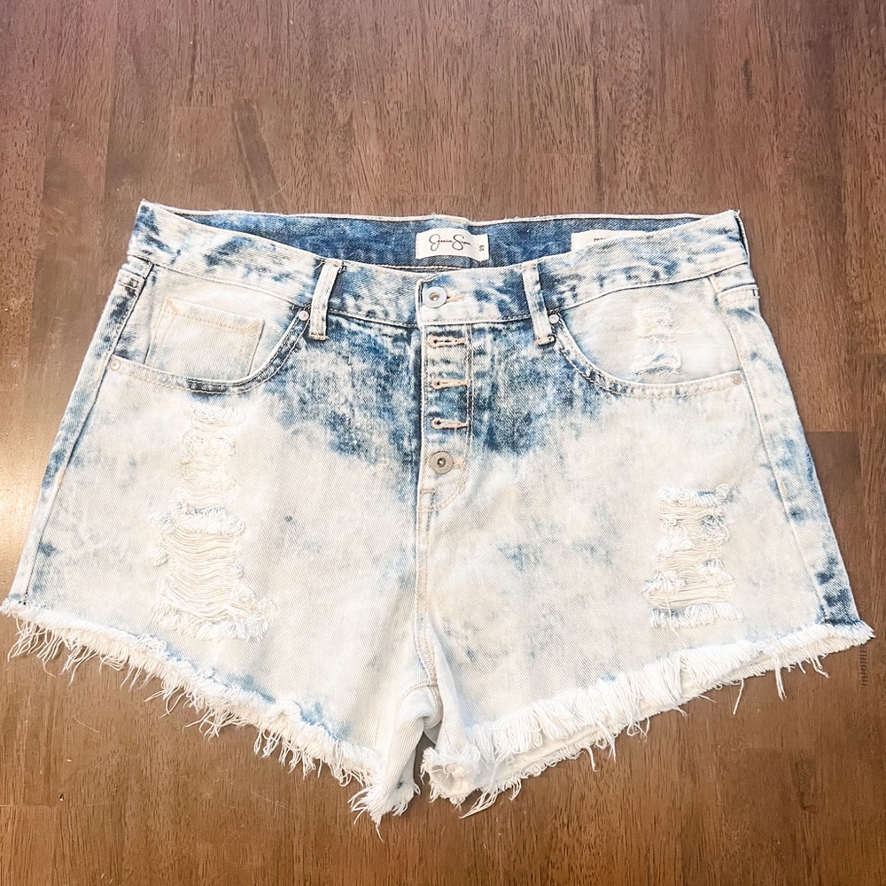 Jessica Simpson Denim Shorts ~ Size 29